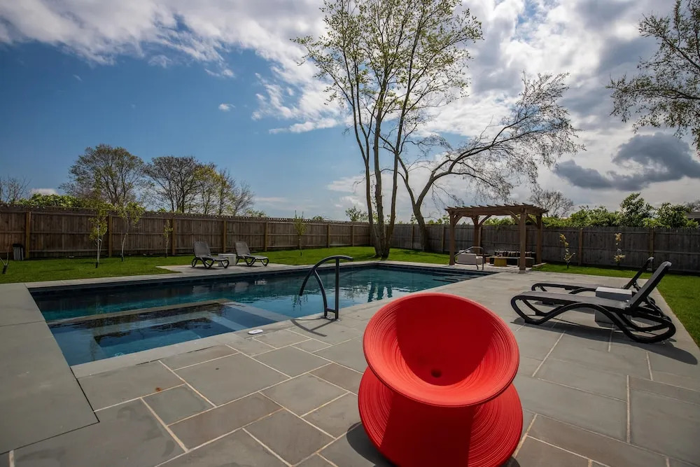 Vine & Sand--Southold NYs Newest B&B