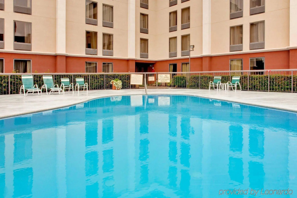 Holiday Inn Express Memphis Medical Center - Midtown by IHG