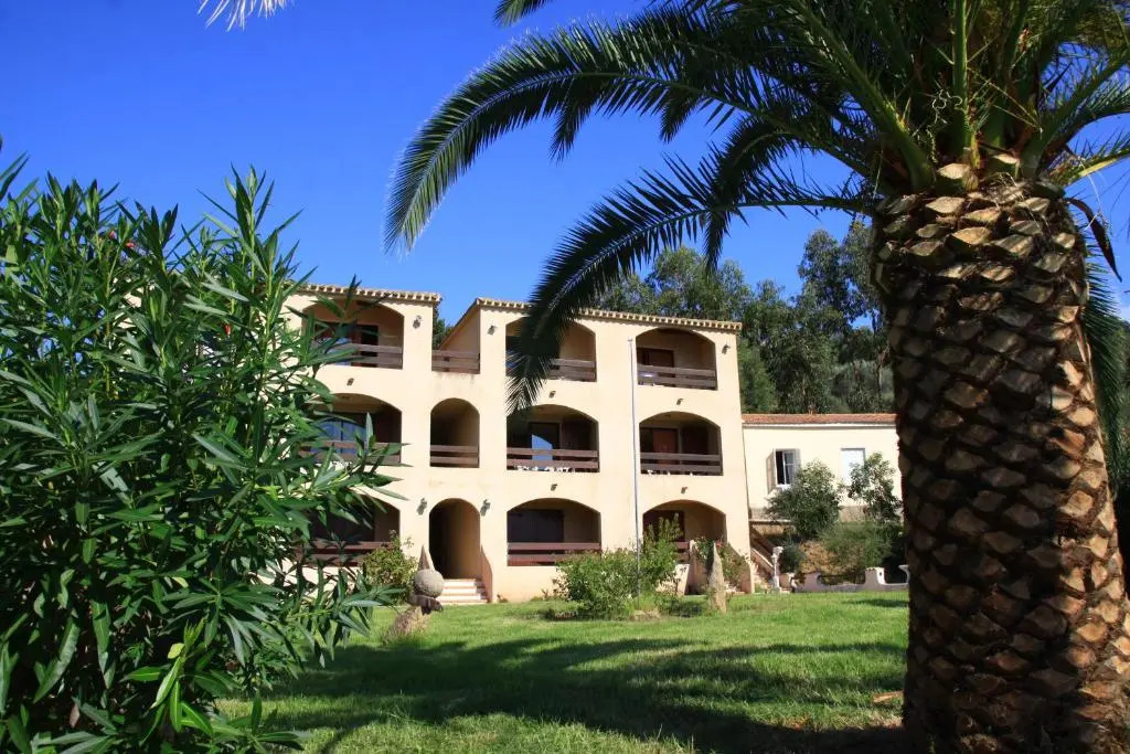 6 people apartment sea view, 350 m from the beach, near Ajaccio