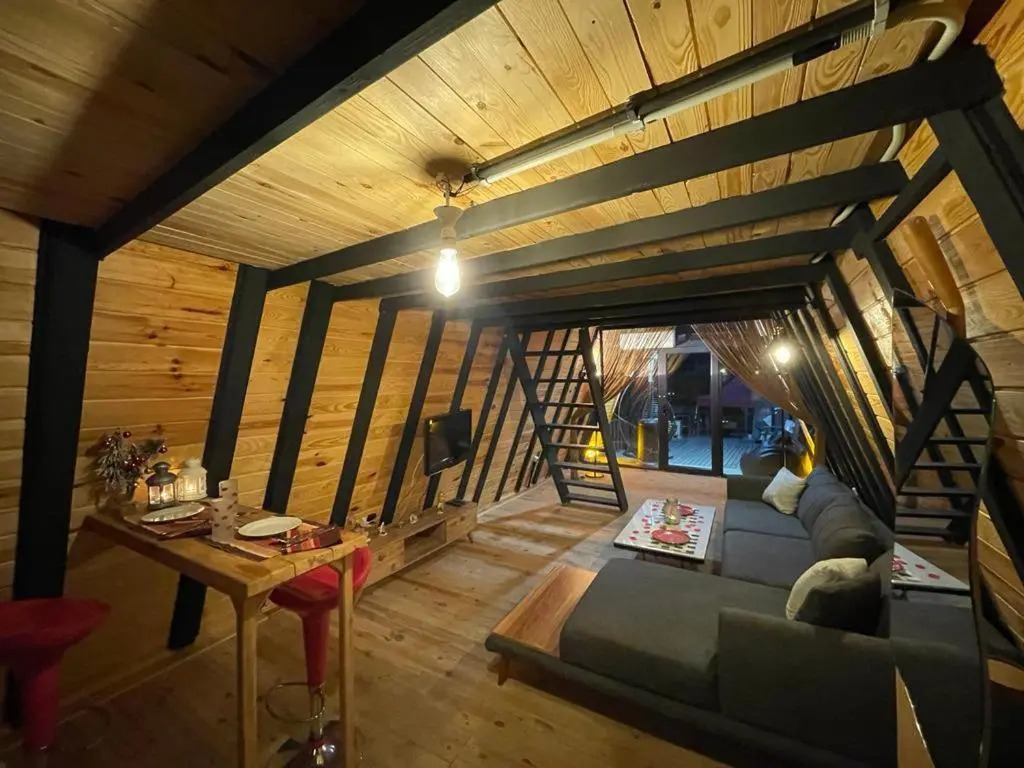 Agva Heaven Hill River Bungalow