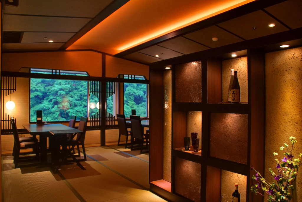 Hotel Okada