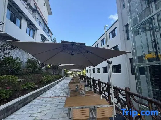 Shizhu Boli Summer Hotel