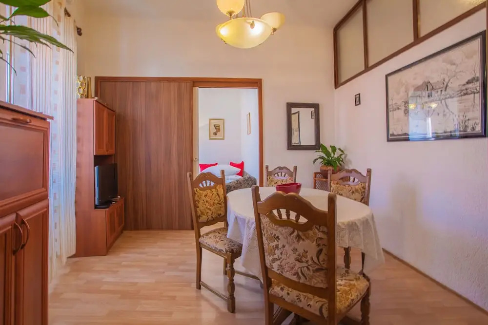 Apartment Laki