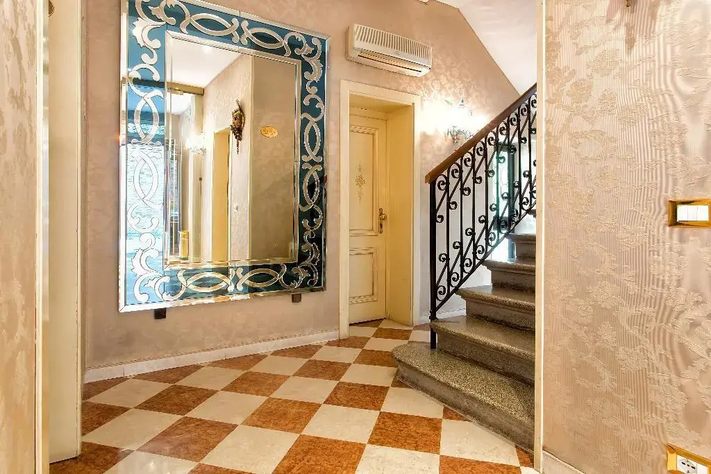 Hotel Conterie
