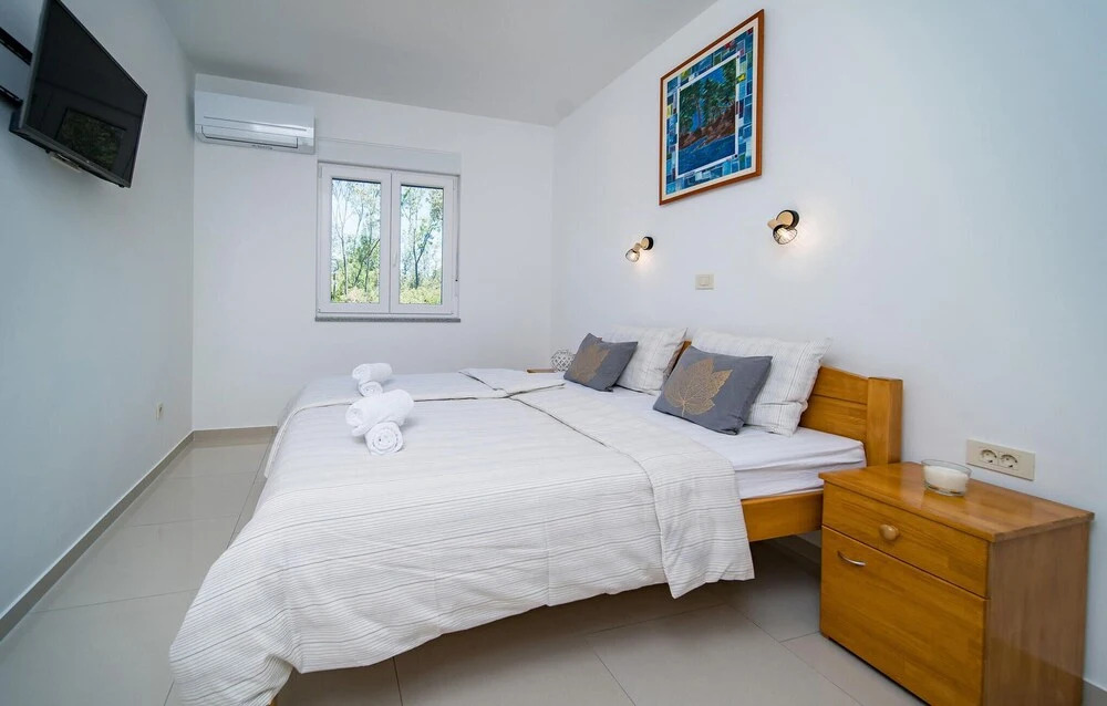 Amazing Home In Kampor