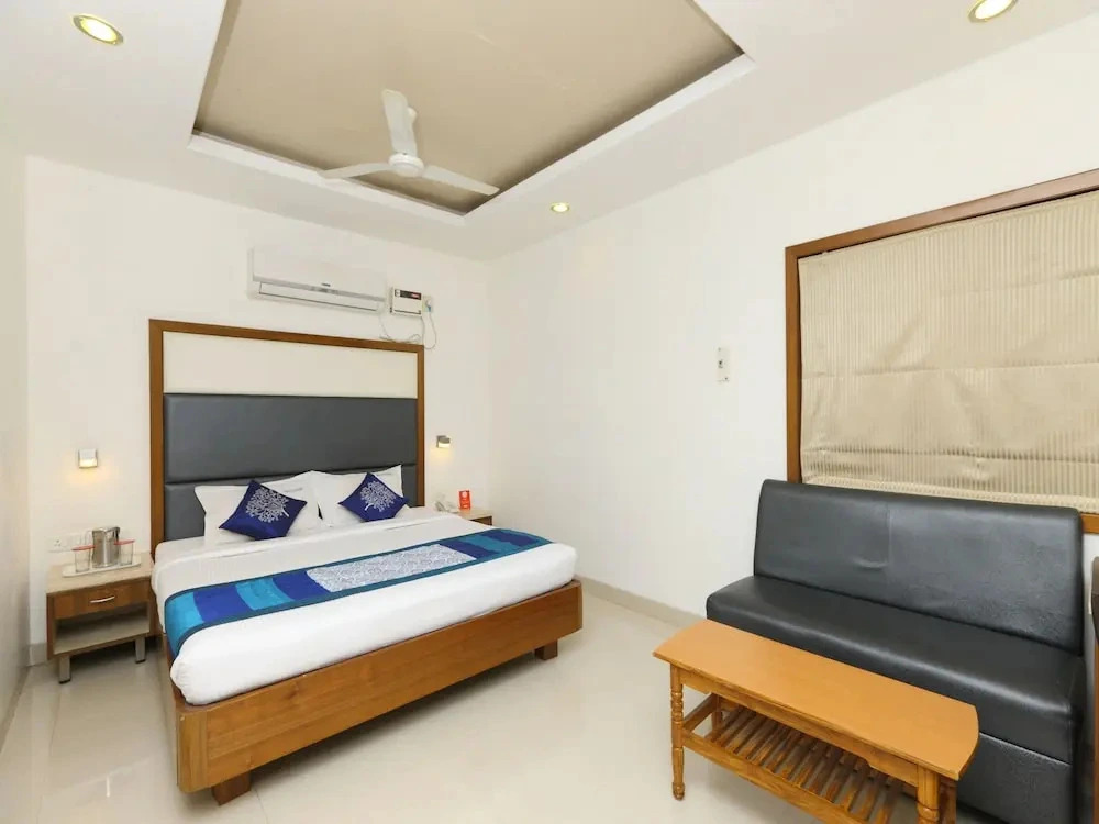 Sri Chakra Inn