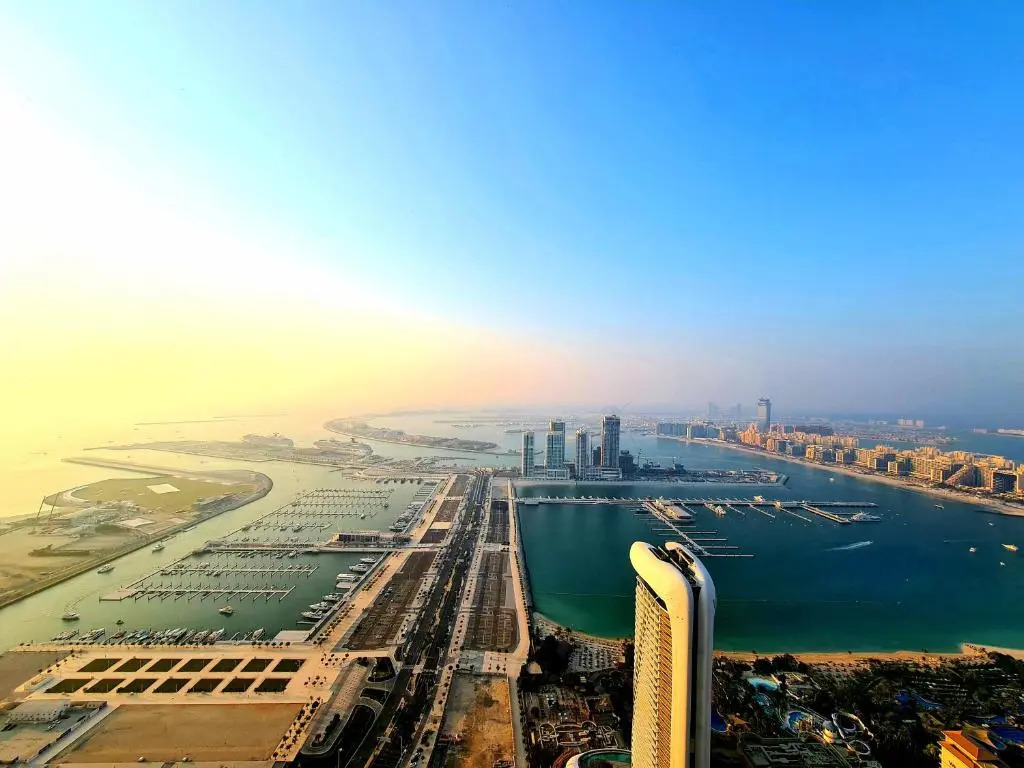 At THE TOP MARINA