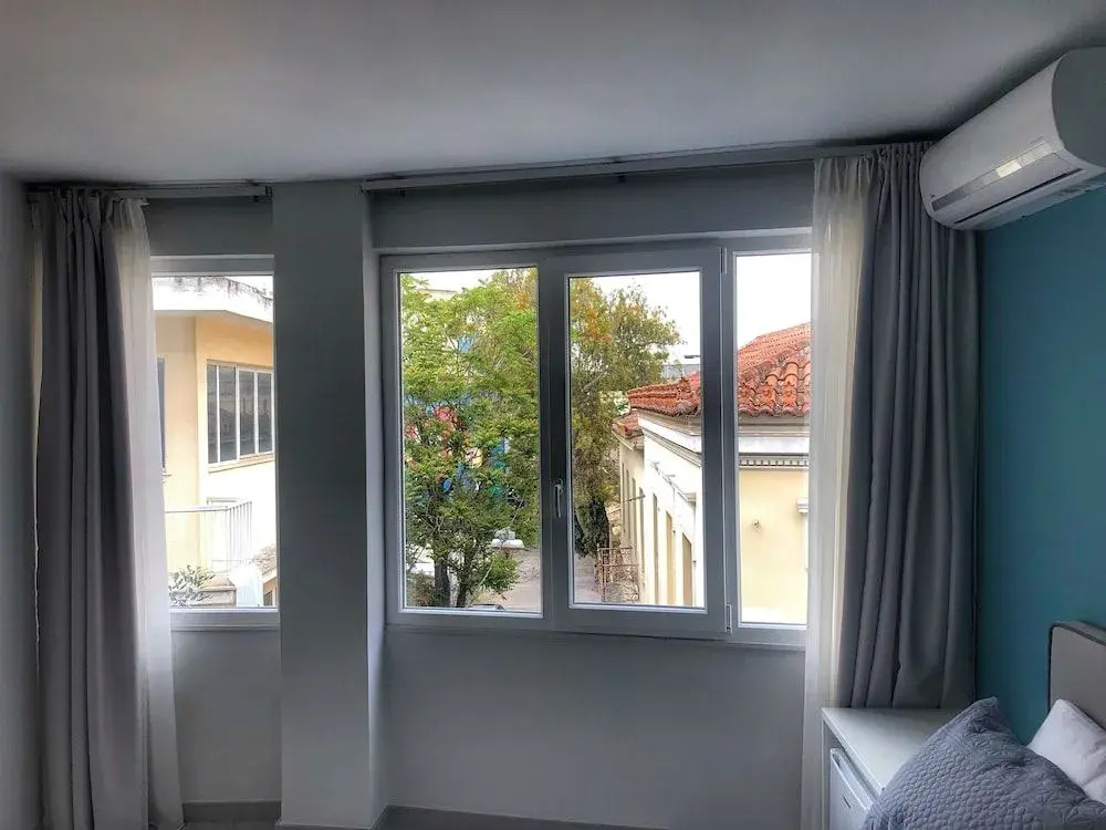 Raise Boutique Rooms in the Center of Athens