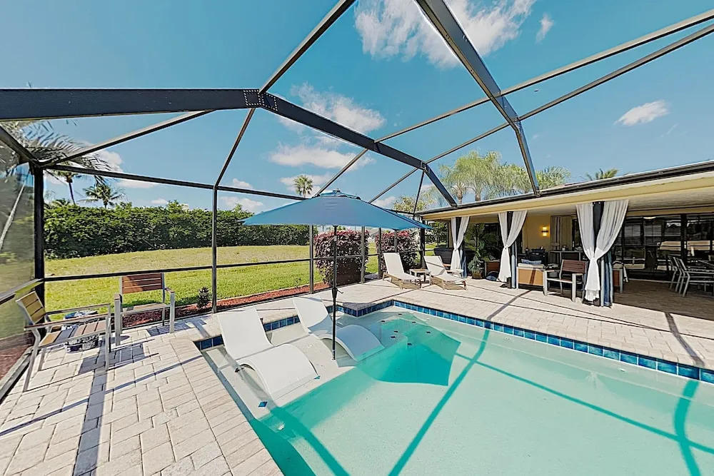 Tequila Canal - 3 Br Home