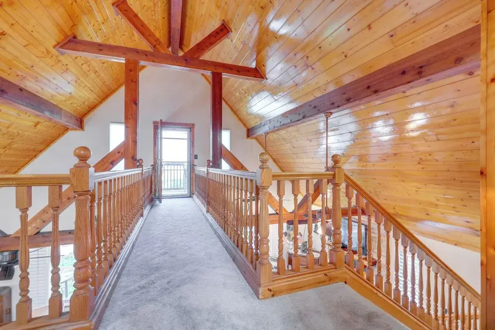 Pet-friendly Canyon Lake Cabin, 1 Mi to Water!