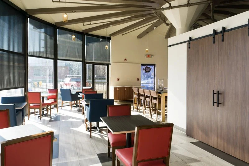 Comfort Inn & Suites Downtown