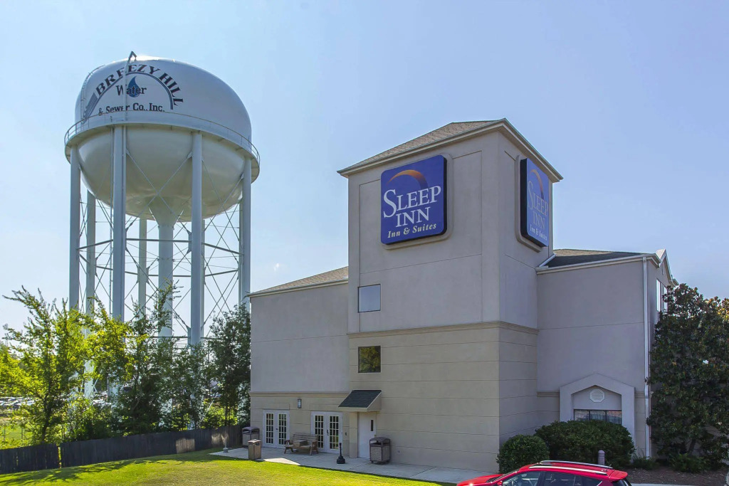 Sleep Inn & Suites