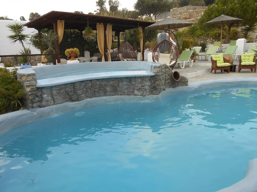 La Veranda of Mykonos Traditional Guesthouse