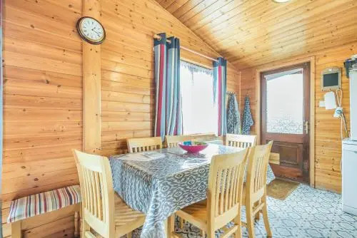Rosy Lodge