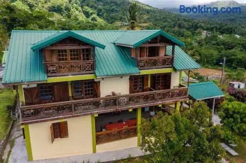 Roxys Mountain Lodge