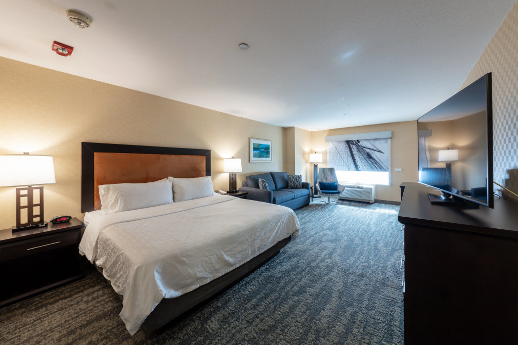 Holiday Inn Express & Suites Riverport Richmond by IHG