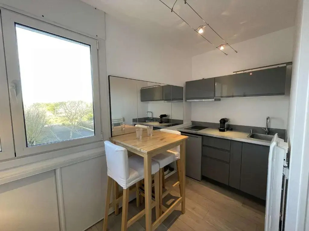 Appartement Saint-Jean-de-Monts, 1 pièce, 2 personnes - FR-1-224C-28
