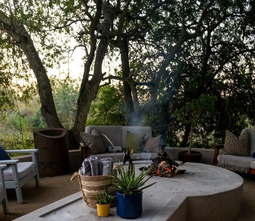 Leopards Lair Bush Lodge