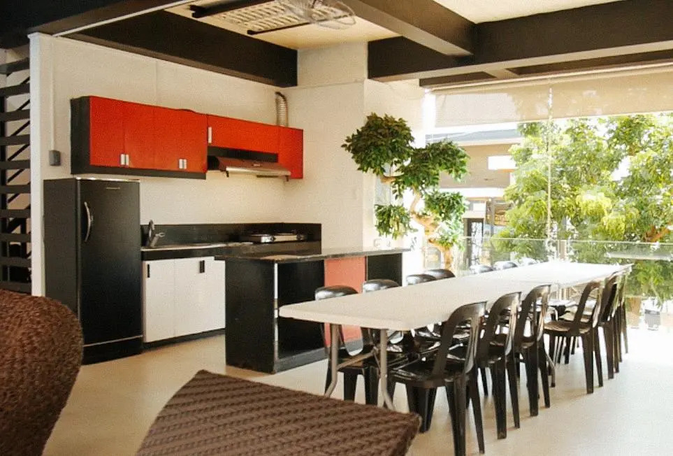 Casa Demetria Duplex Hot Spring Resort Laguna