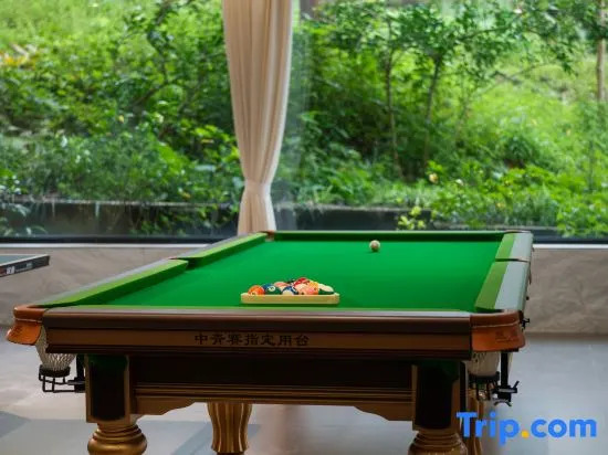 Lanyue Li Sky City Natural Mineral Hot Spring Resort 360° View Villa