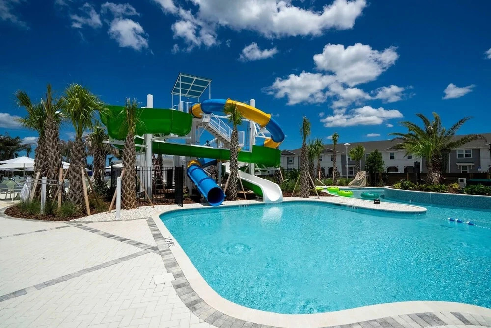 5BR End-unit w Pool Themed Rooms Gameloft 16225