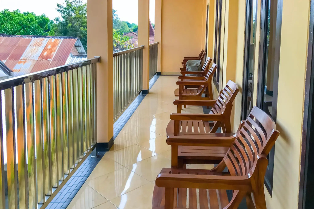 OYO 1492 Rupaqa Hotel