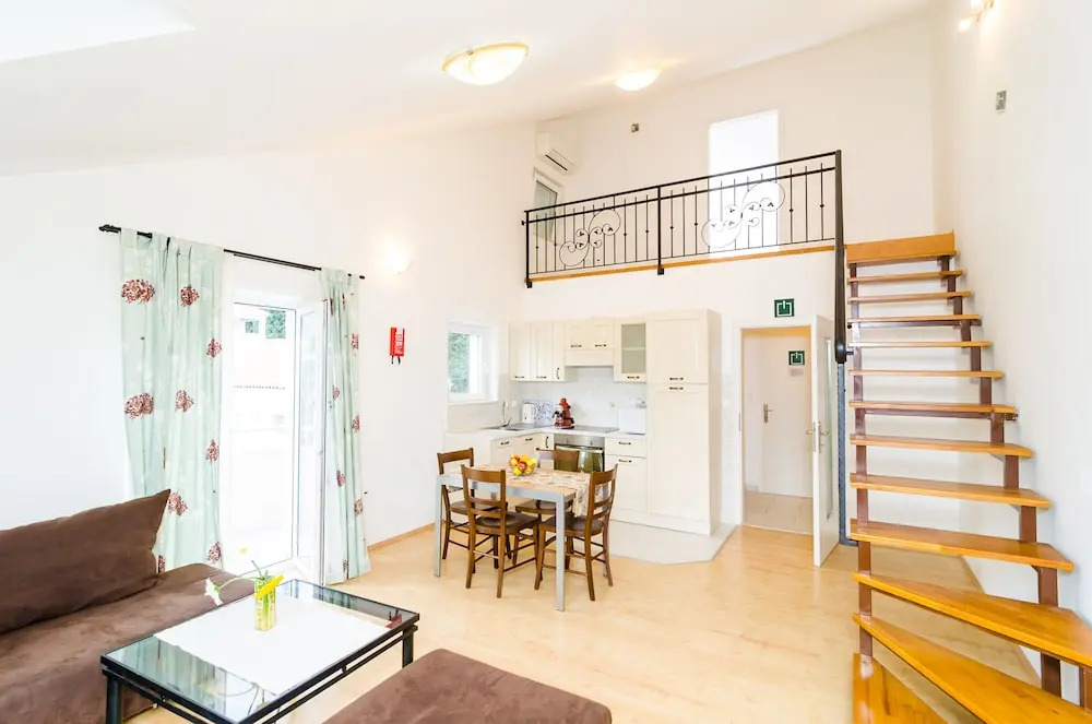 Cozy Duplex Apartment A2, in a Stone Built House, Sunset Beach Near Dubrovnik