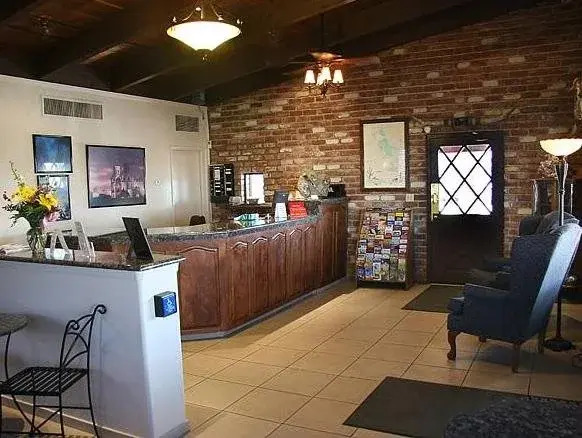 Lazy 8 Motel
