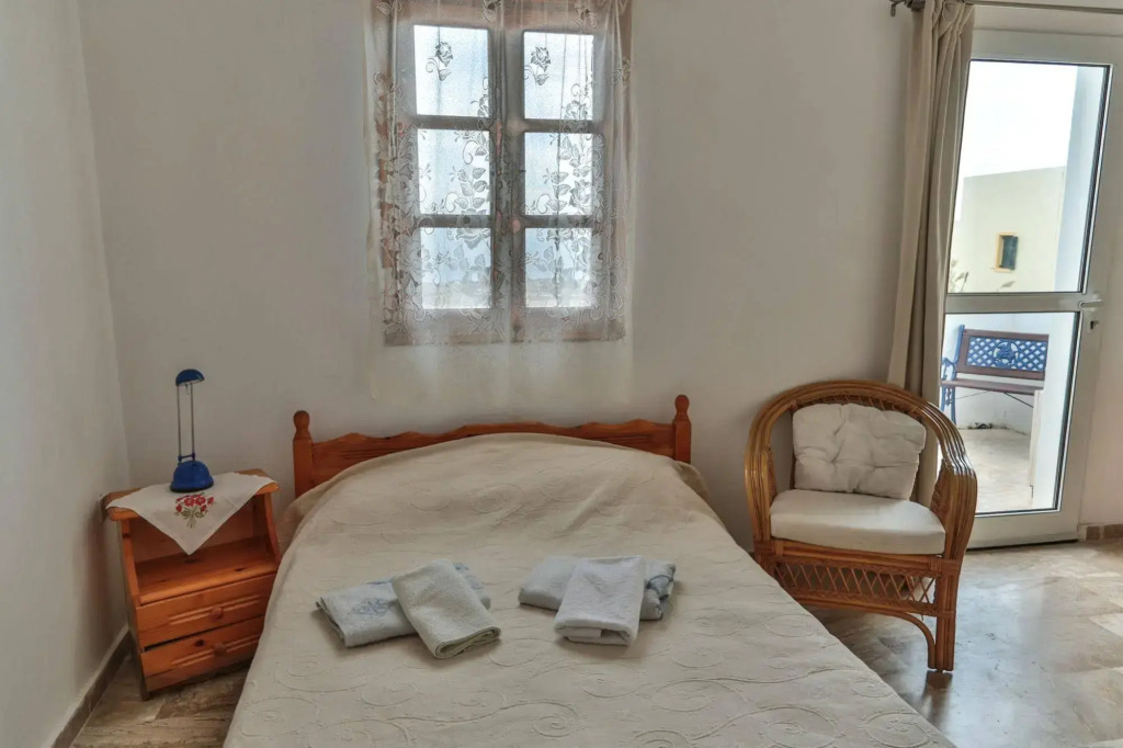 Stelios Rooms