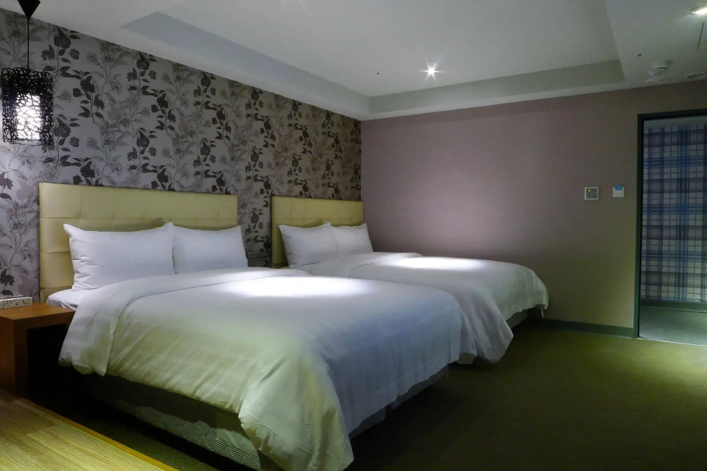 Urtrip Hotel
