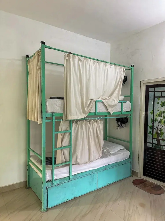 Mollys Hostel