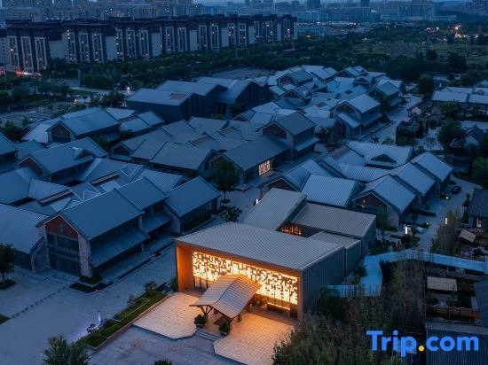 Huazhu Luxury · Jian Shan Jie Lu Tang-Style Boutique Inn