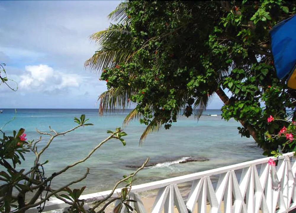 Cassandra 2 Beach Apartments