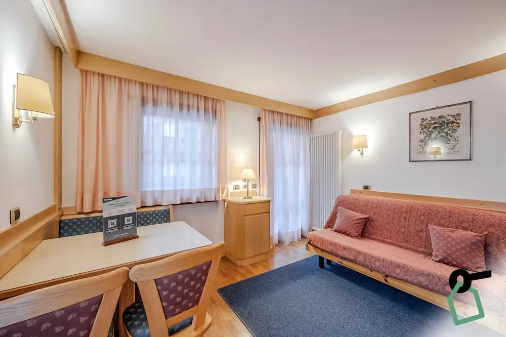 HOTIDAY Room Collection - Campitello