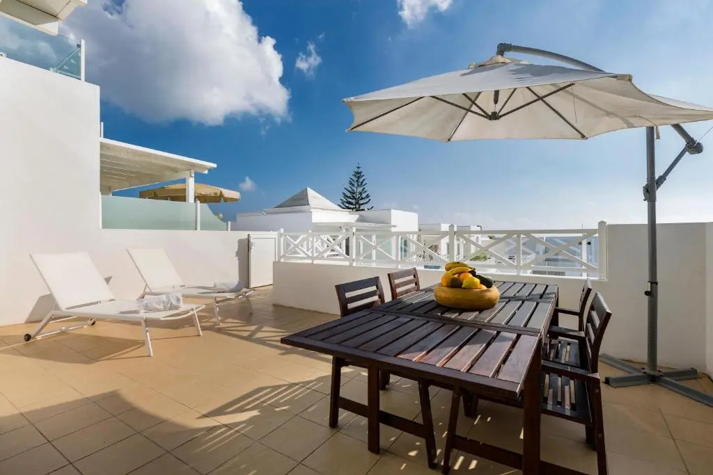 Flower Beach Suite 20