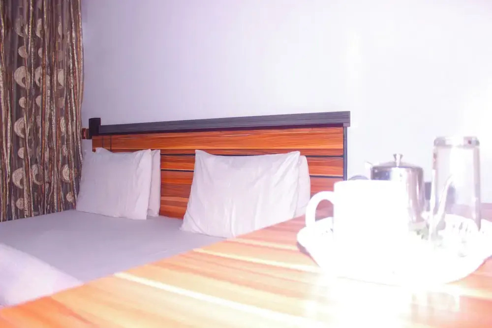 Pacific Paradise Suites