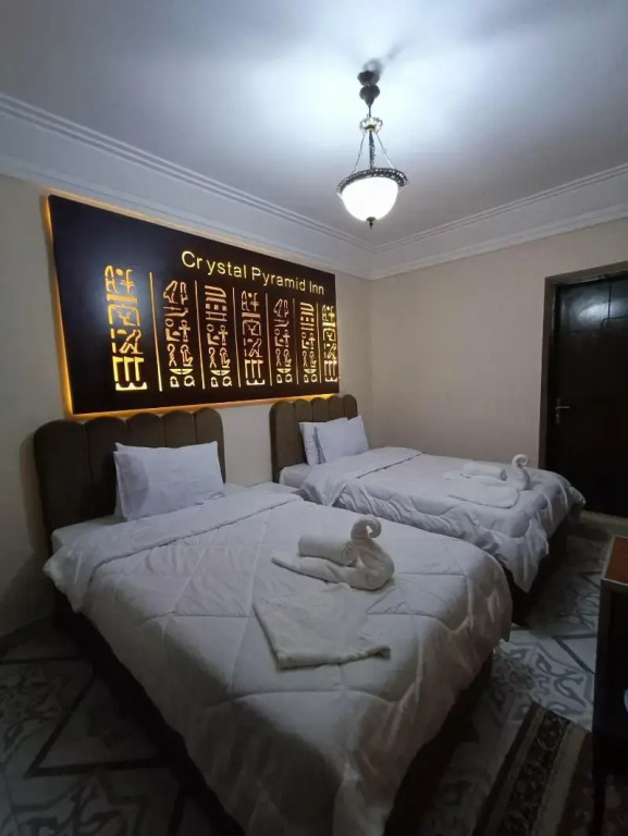 Crystal pyramid inn