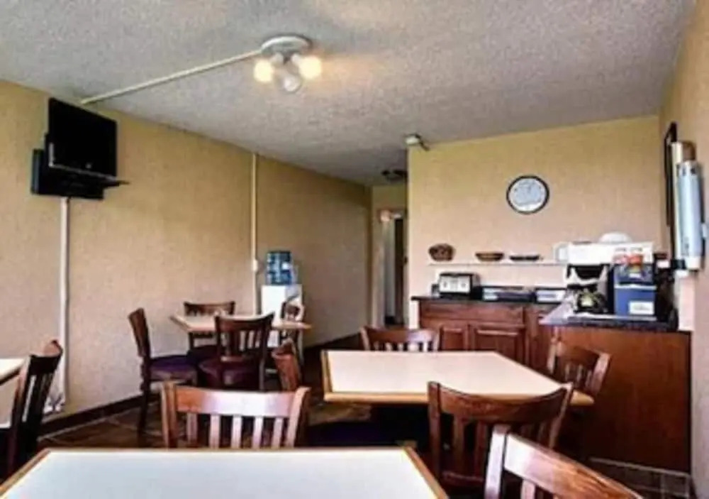 Airport Inn Flint Airport