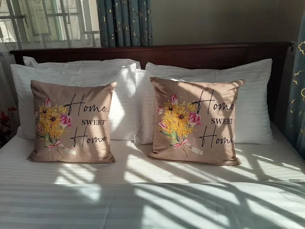 Villa Home Hotel & Apartment
