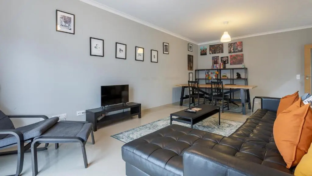 Spacious & Modern 3BDR Apartment in Algarve by LovelyStay