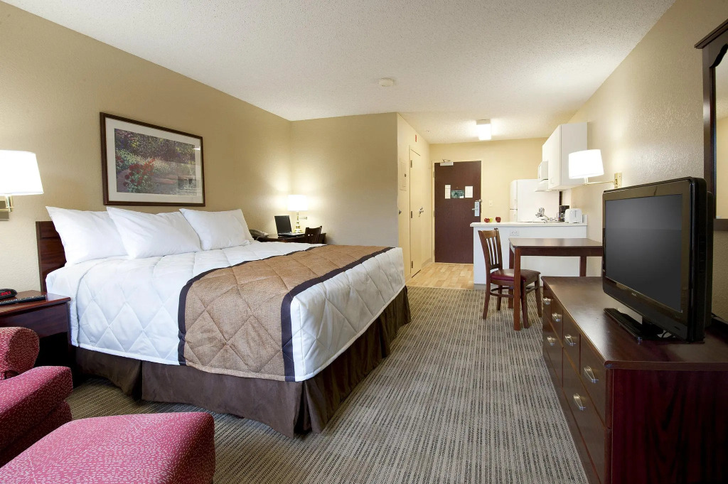 Extended Stay America Suites - Detroit - Metropolitan Airport