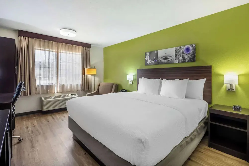 Americinn Hotel & Suites Salina