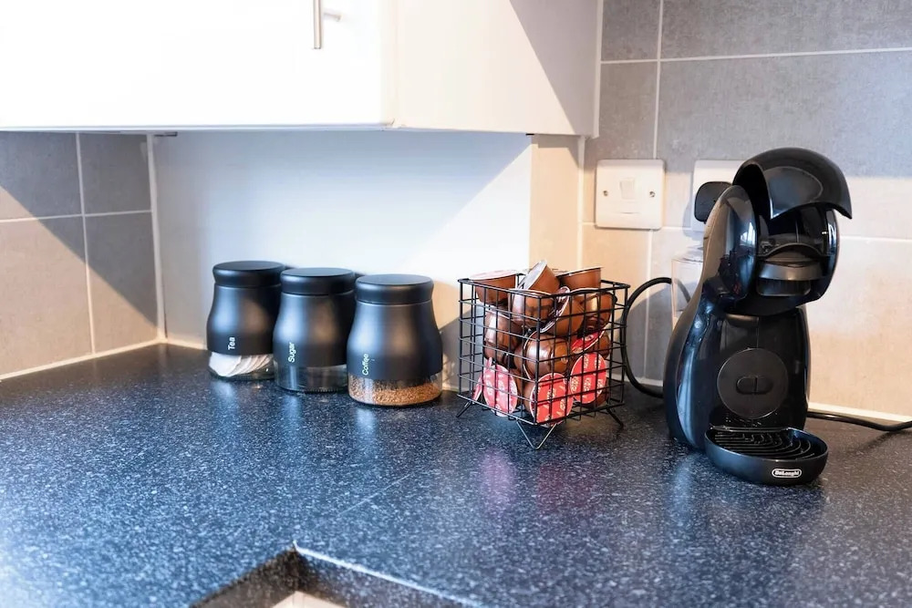 Luxe 3BR - 8 Min to Town Centre - Bradgate Park & Leicester - Parking - Garden
