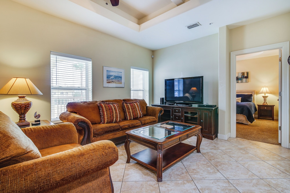 South Padre Island Condo Near Beach w/ Balcony!
