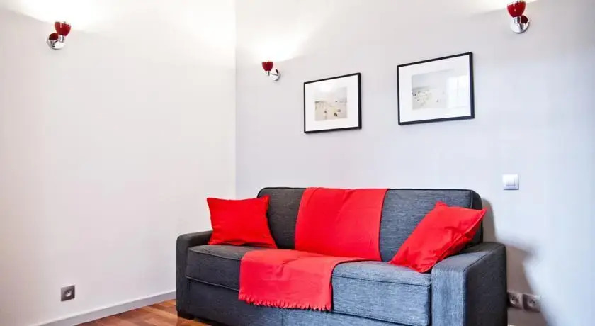 Pick a Flat - Le Marais / Place de Vosges Studio
