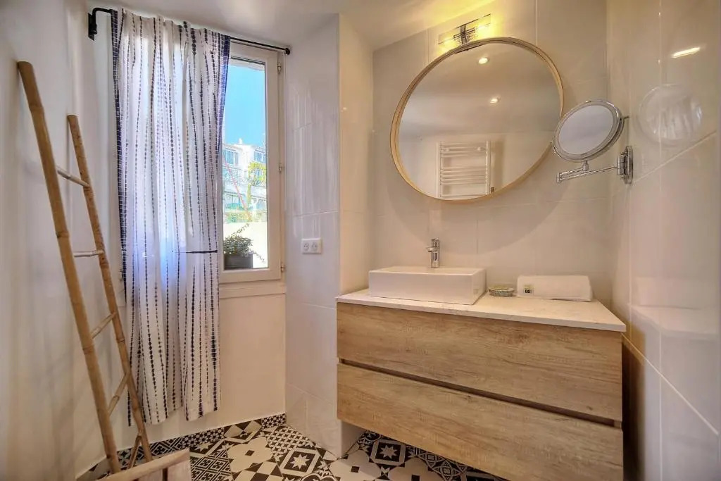 IMMOGROOM - Sea view apartment - 3 min from beach - AC