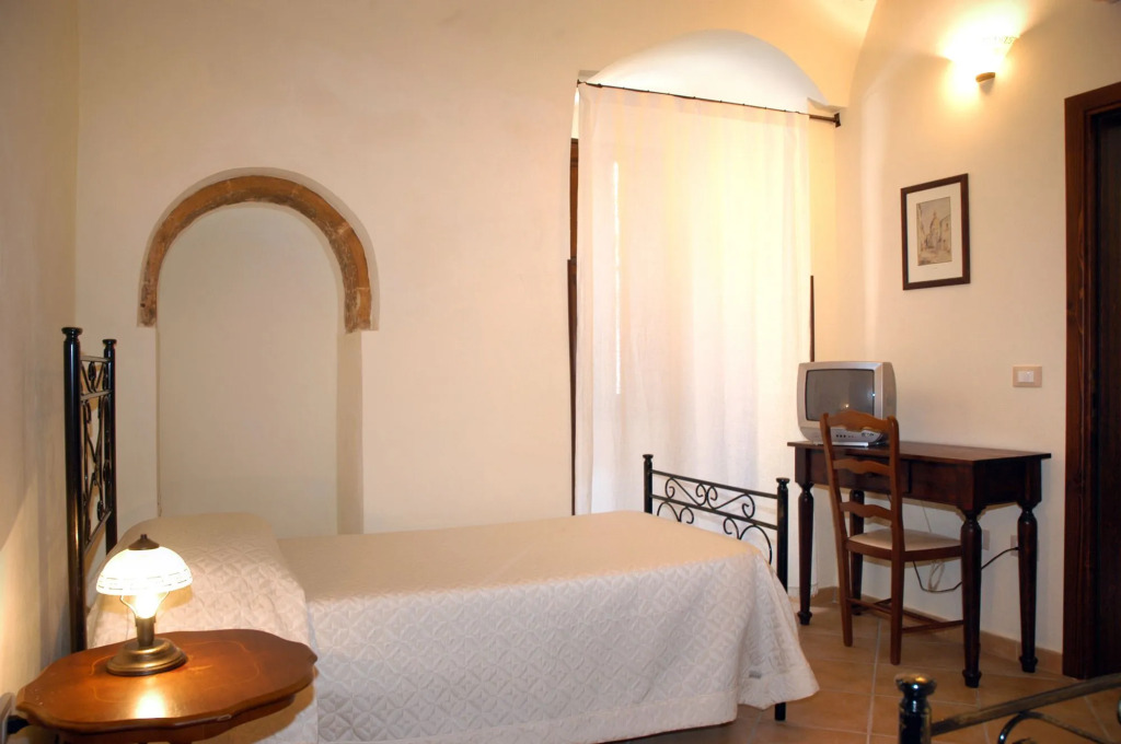 B&B Macrina