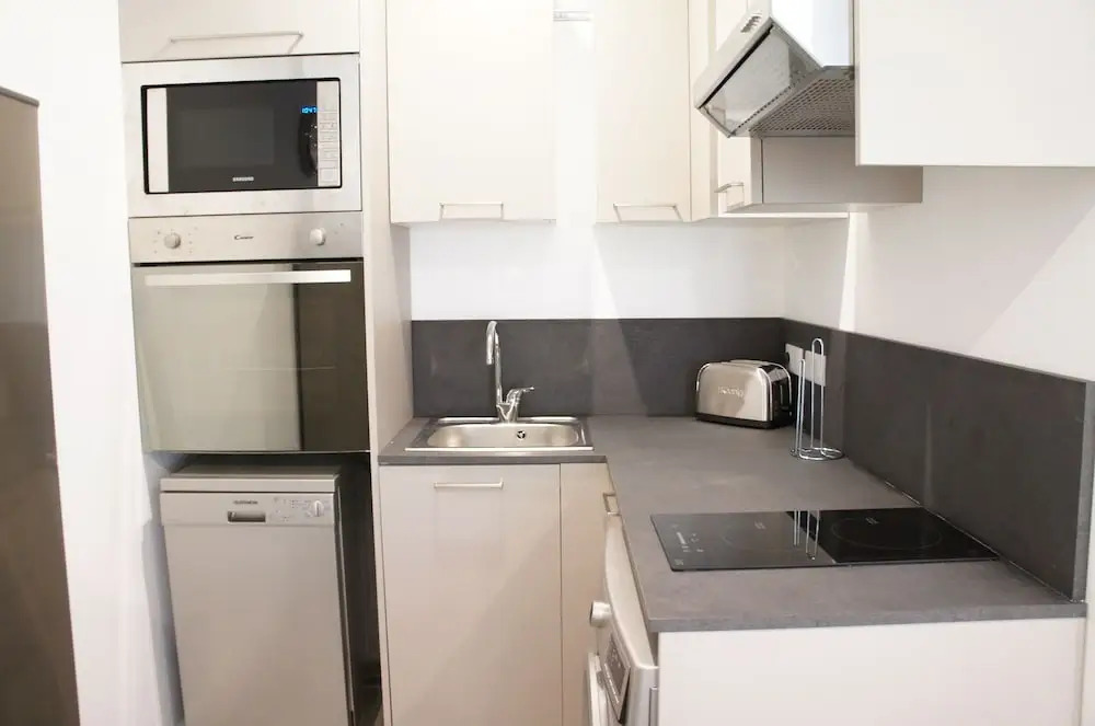Republique 103 Apartment