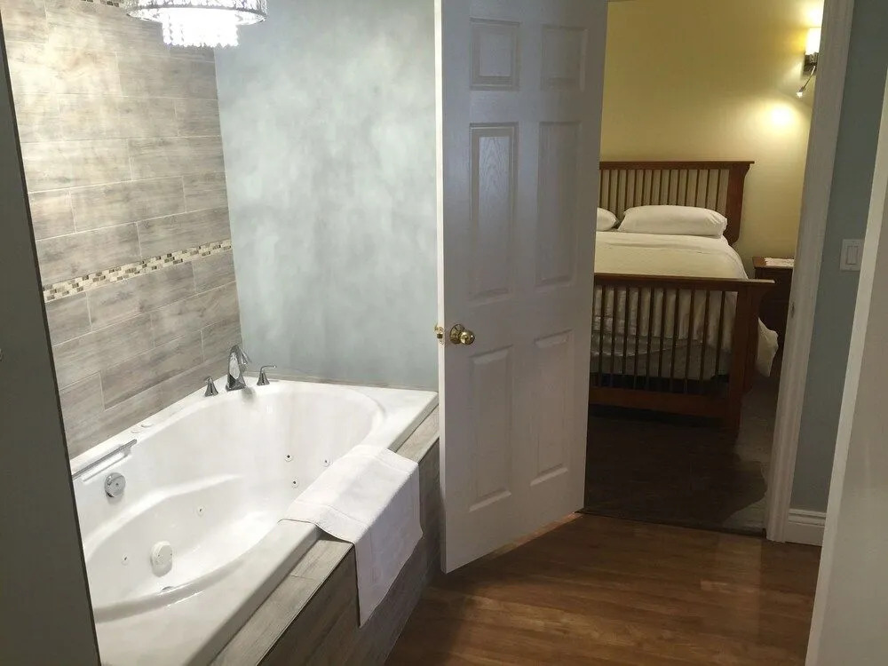 Grey Rose Suites