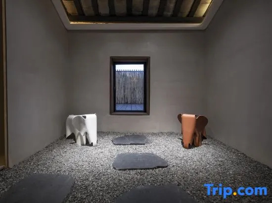 Shenzhen Qingxi Xiangshel Hill · Mountain Spring Water Private Hot Spring Villa